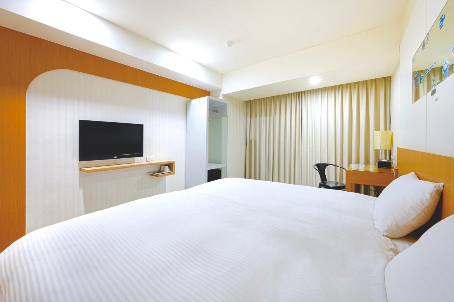 Sunny Hotel Taipei Bagian luar foto