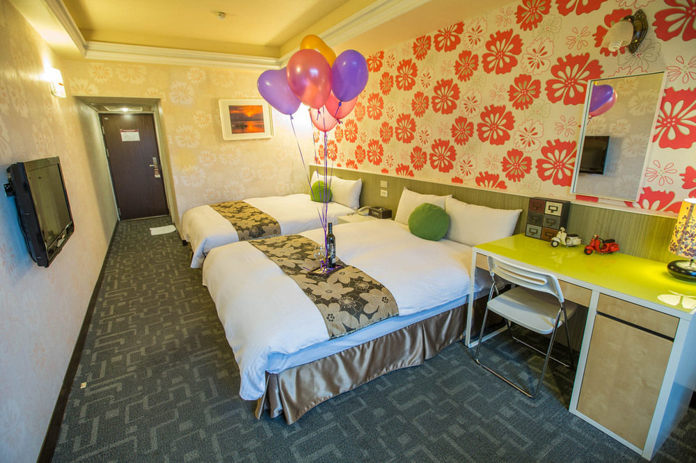 Sunny Hotel Taipei Bagian luar foto